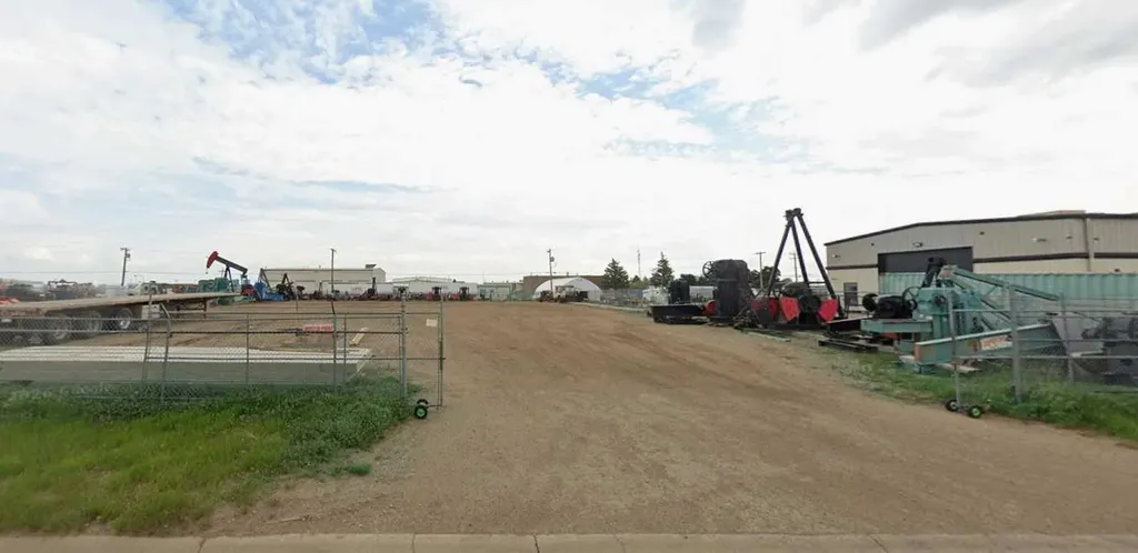 16 Saskatchewan Drive NE Redcliff AB T0J 2P0