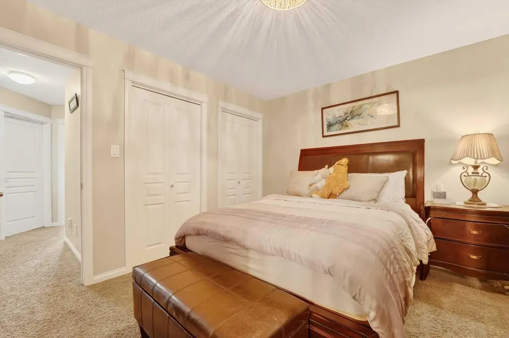 786 Silkstone Close W Lethbridge AB T1J 5C7