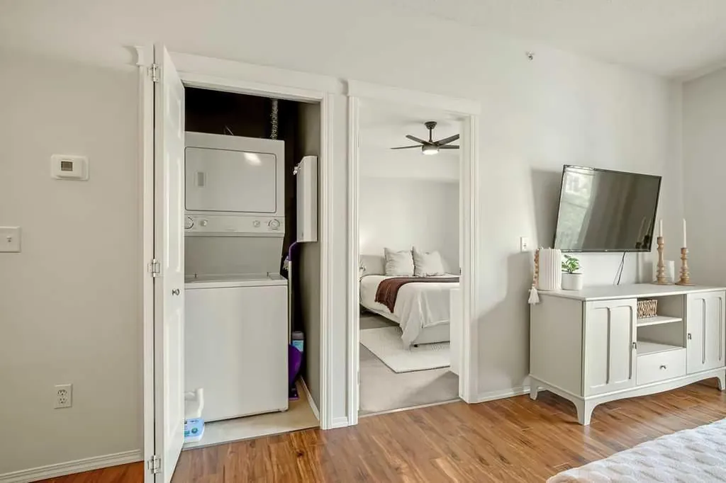 70 Panamount Drive NW Calgary AB T3K 5Z1