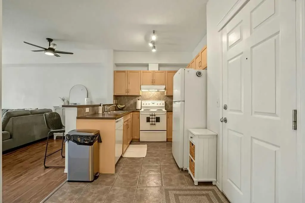 70 Panamount Drive NW Calgary AB T3K 5Z1