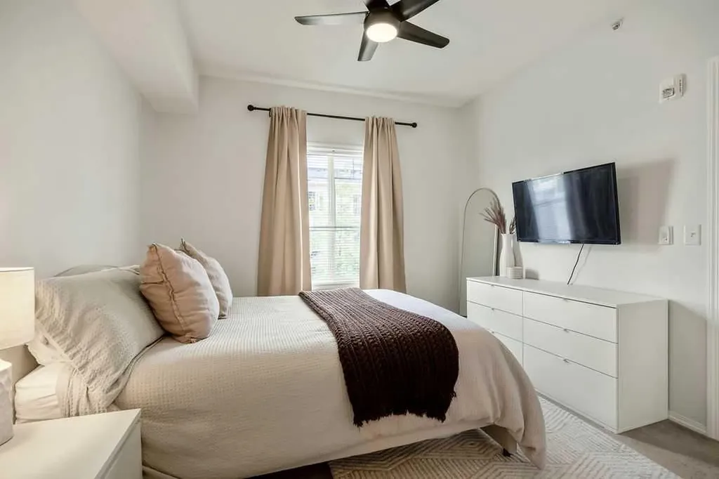 70 Panamount Drive NW Calgary AB T3K 5Z1