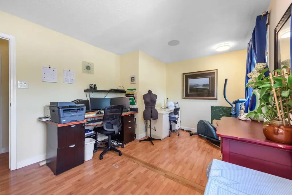 208 Van Horne Crescent NE Calgary AB T2E6H1