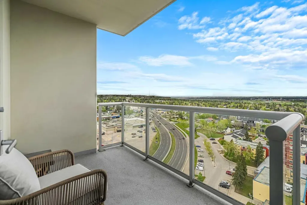 55 Spruce Place SW Calgary AB T3C 3X5