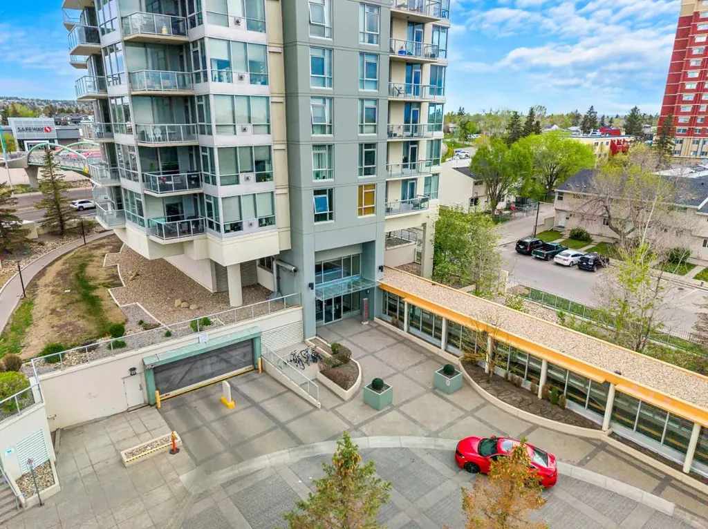 55 Spruce Place SW Calgary AB T3C 3X5