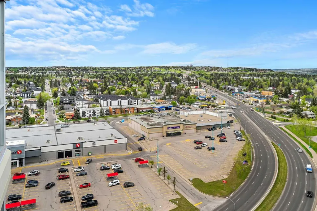 55 Spruce Place SW Calgary AB T3C 3X5