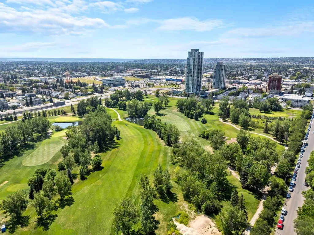 55 Spruce Place SW Calgary AB T3C 3X5