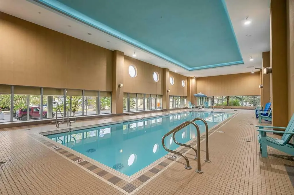 55 Spruce Place SW Calgary AB T3C 3X5
