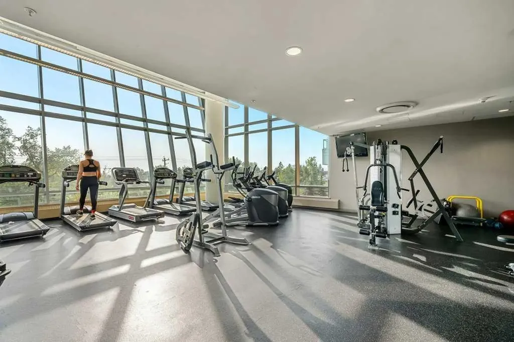55 Spruce Place SW Calgary AB T3C 3X5