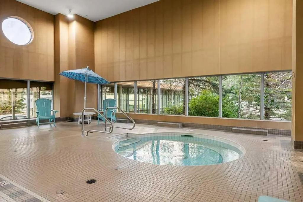 55 Spruce Place SW Calgary AB T3C 3X5