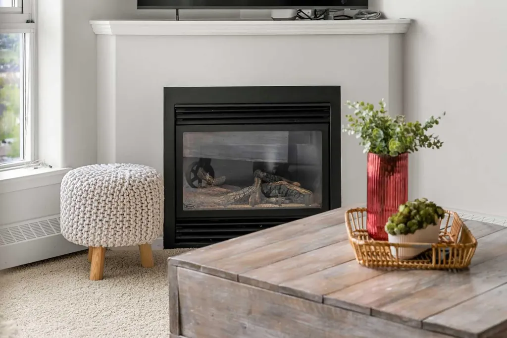 55 Spruce Place SW Calgary AB T3C 3X5