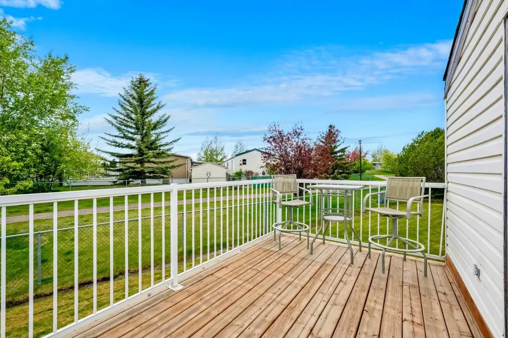 99 Arbour Lake Road NW Calgary AB T3G 4E4
