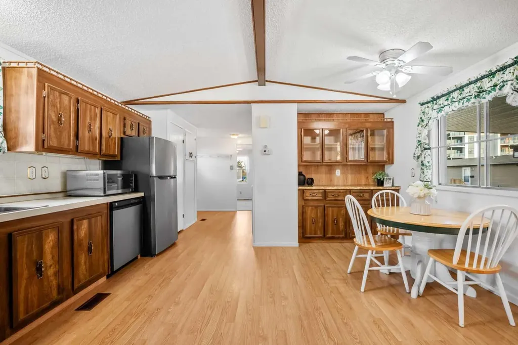 99 Arbour Lake Road NW Calgary AB T3G 4E4