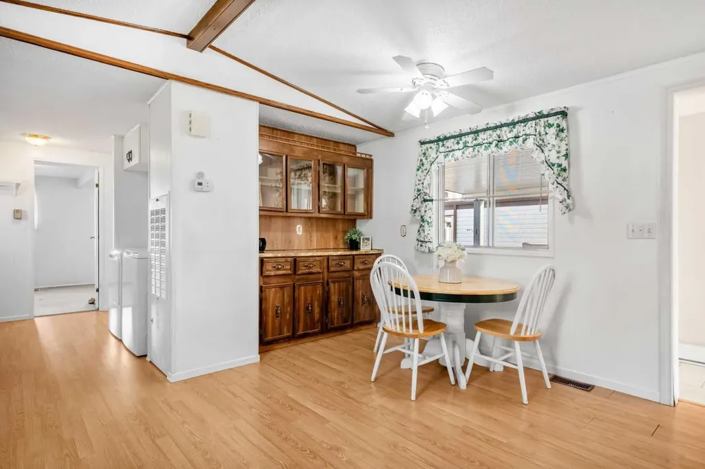 99 Arbour Lake Road NW Calgary AB T3G 4E4