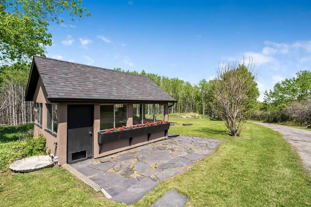 251018 Tower Ridge Estates Rural Rocky View County AB T3Z 2M2