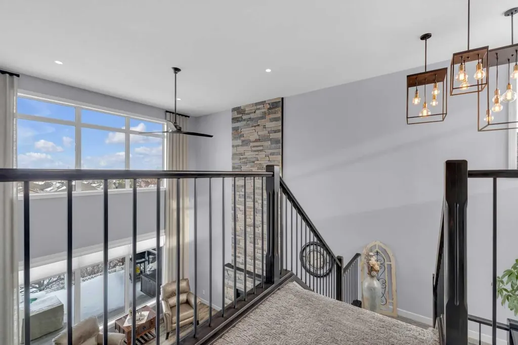 5 Leonard Close Sylvan Lake AB T4S 0E7
