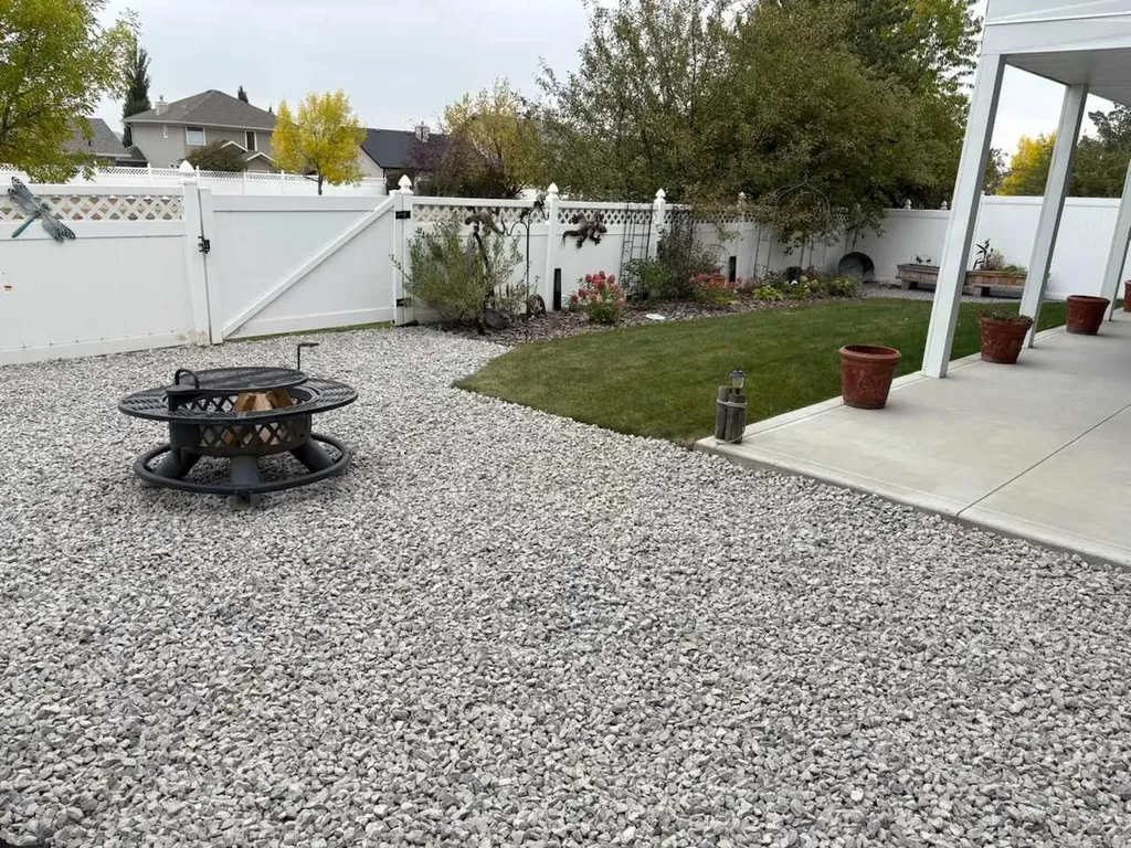 5 Leonard Close Sylvan Lake AB T4S 0E7