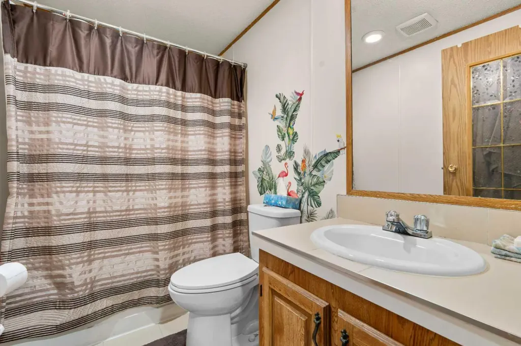3223 83 Street Calgary AB T3B 5M7