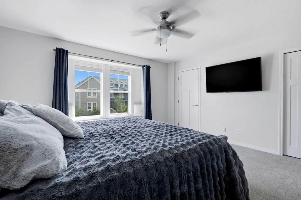 144 South Point Court SW Airdrie AB T4B4K9