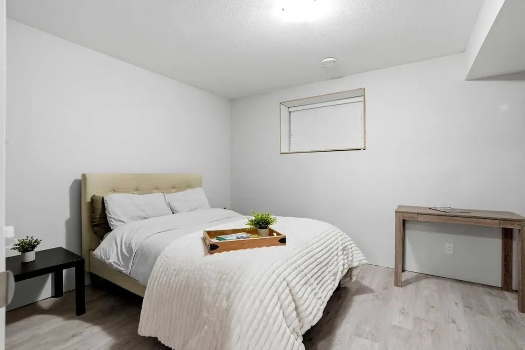 144 South Point Court SW Airdrie AB T4B4K9