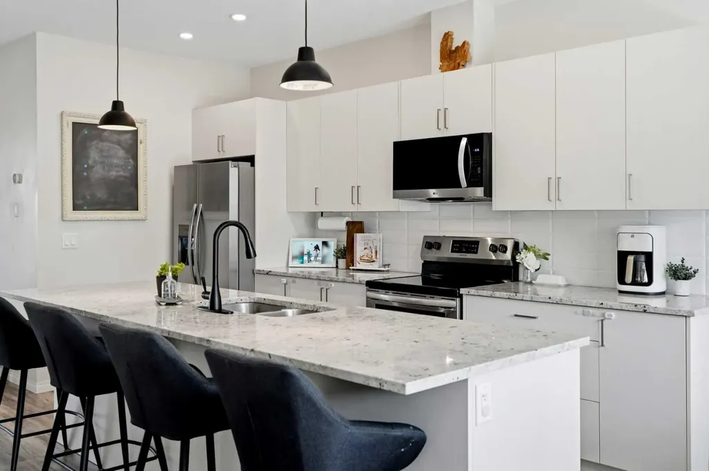 144 South Point Court SW Airdrie AB T4B4K9