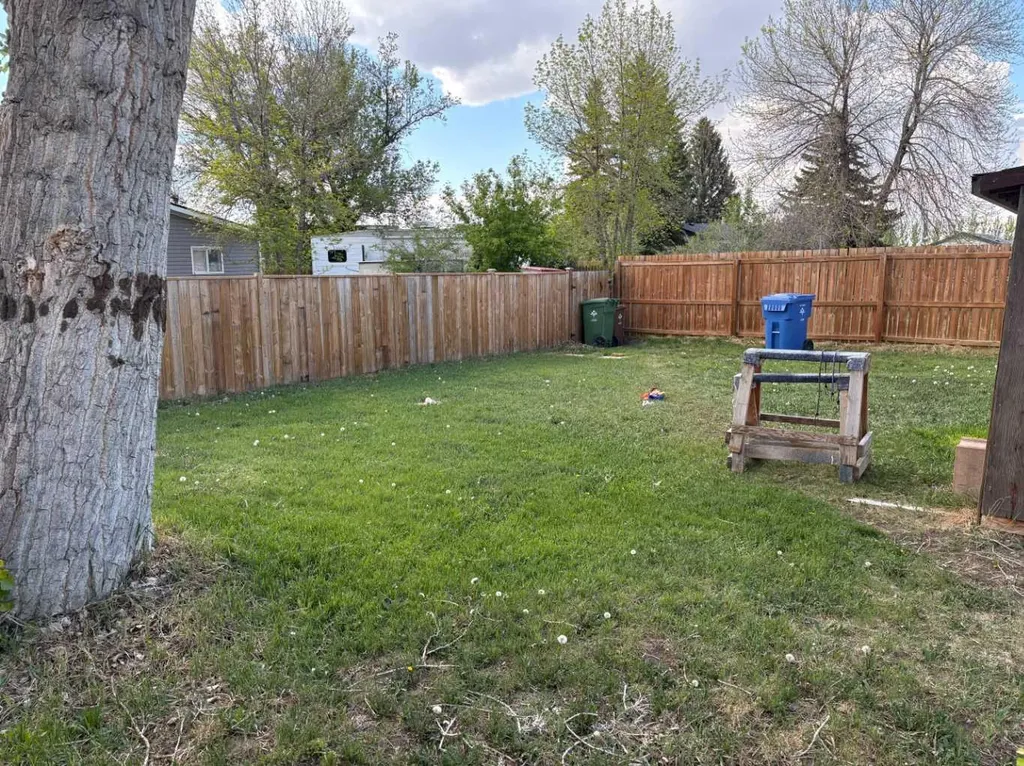 6220 49 Street Taber AB T1G 1J4