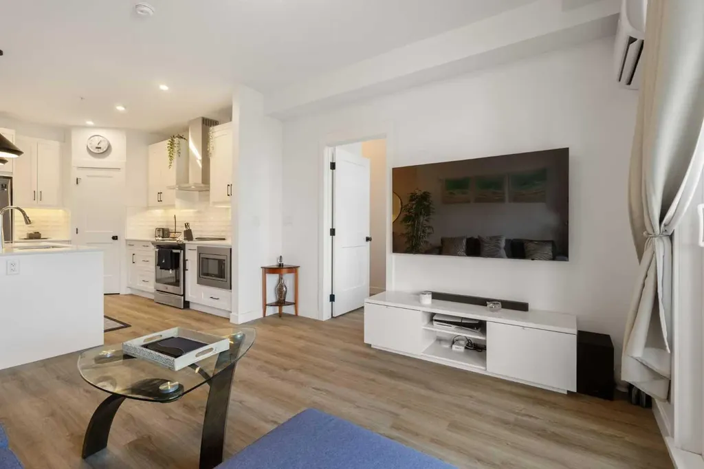 10 Sage Hill Walk NW Calgary AB T3R 1X9