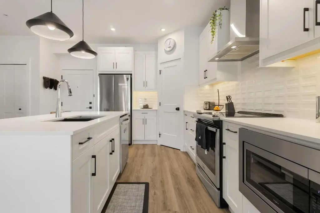 10 Sage Hill Walk NW Calgary AB T3R 1X9
