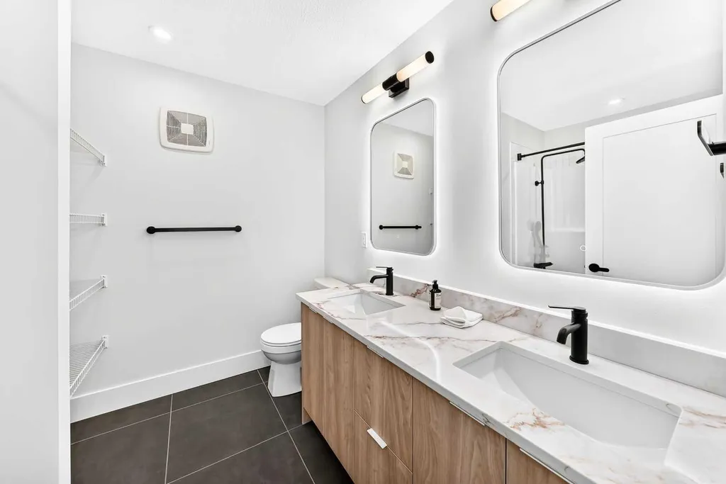 226 Greystone Boulevard Cochrane AB T4C 3K3