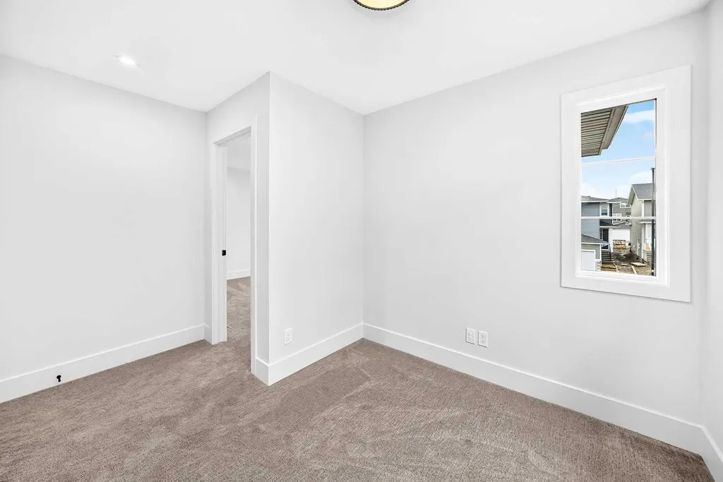 226 Greystone Boulevard Cochrane AB T4C 3K3