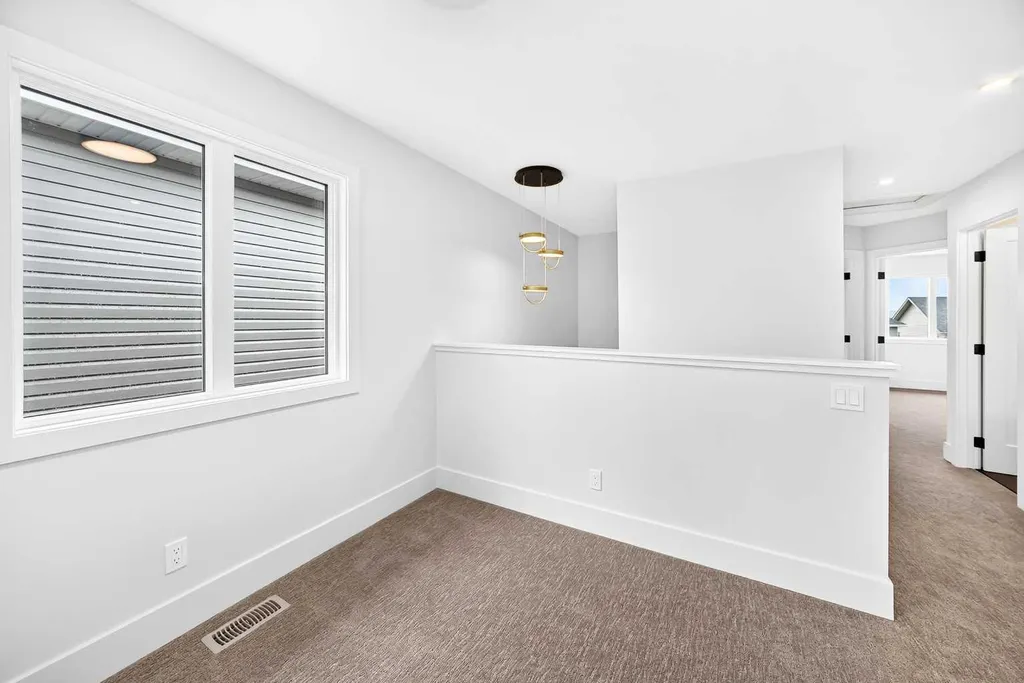 226 Greystone Boulevard Cochrane AB T4C 3K3
