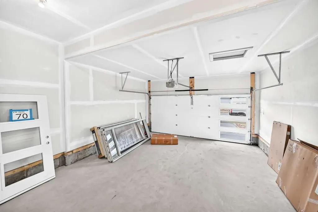 226 Greystone Boulevard Cochrane AB T4C 3K3