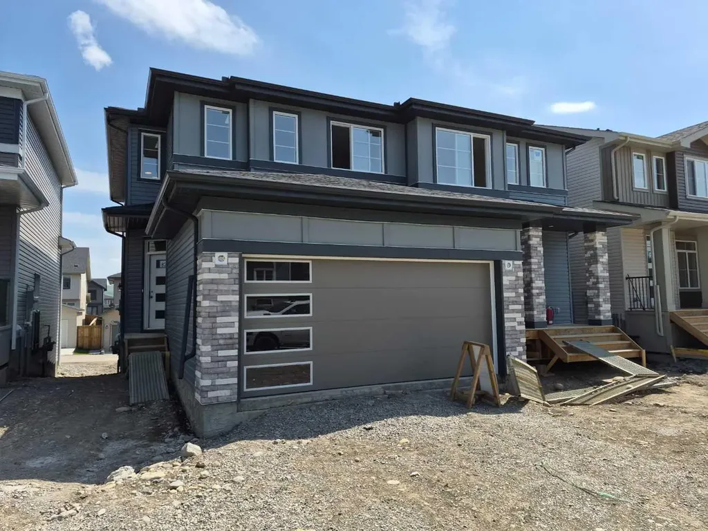 226 Greystone Boulevard Cochrane AB T4C 3K3