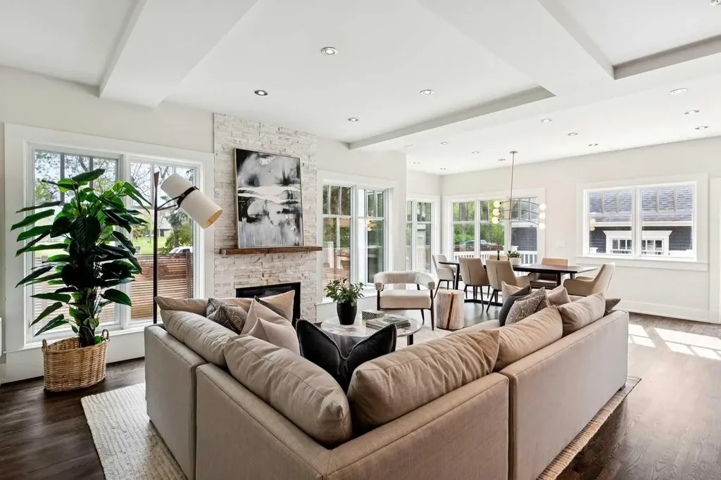 3237 7 Street SW Calgary AB T2T 2X8