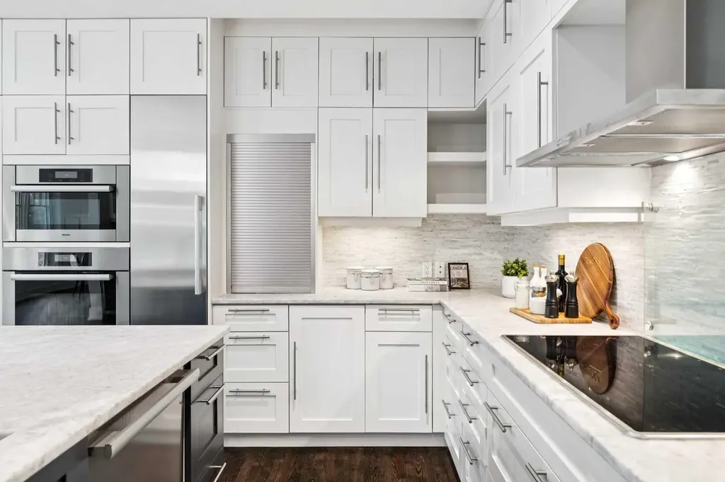 3237 7 Street SW Calgary AB T2T 2X8
