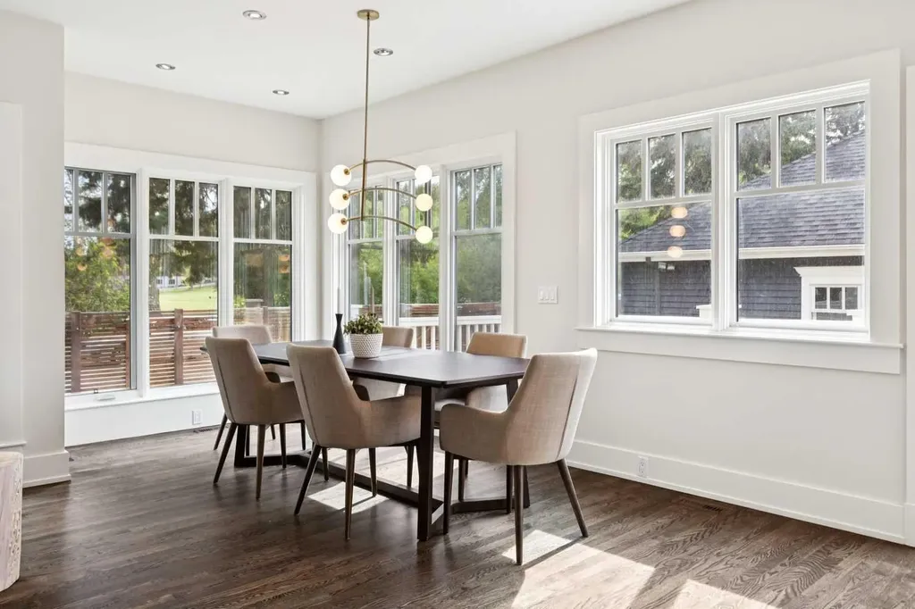 3237 7 Street SW Calgary AB T2T 2X8