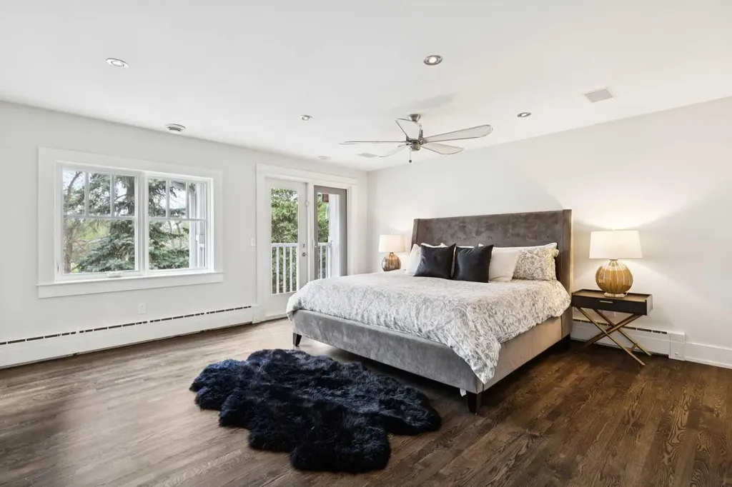 3237 7 Street SW Calgary AB T2T 2X8