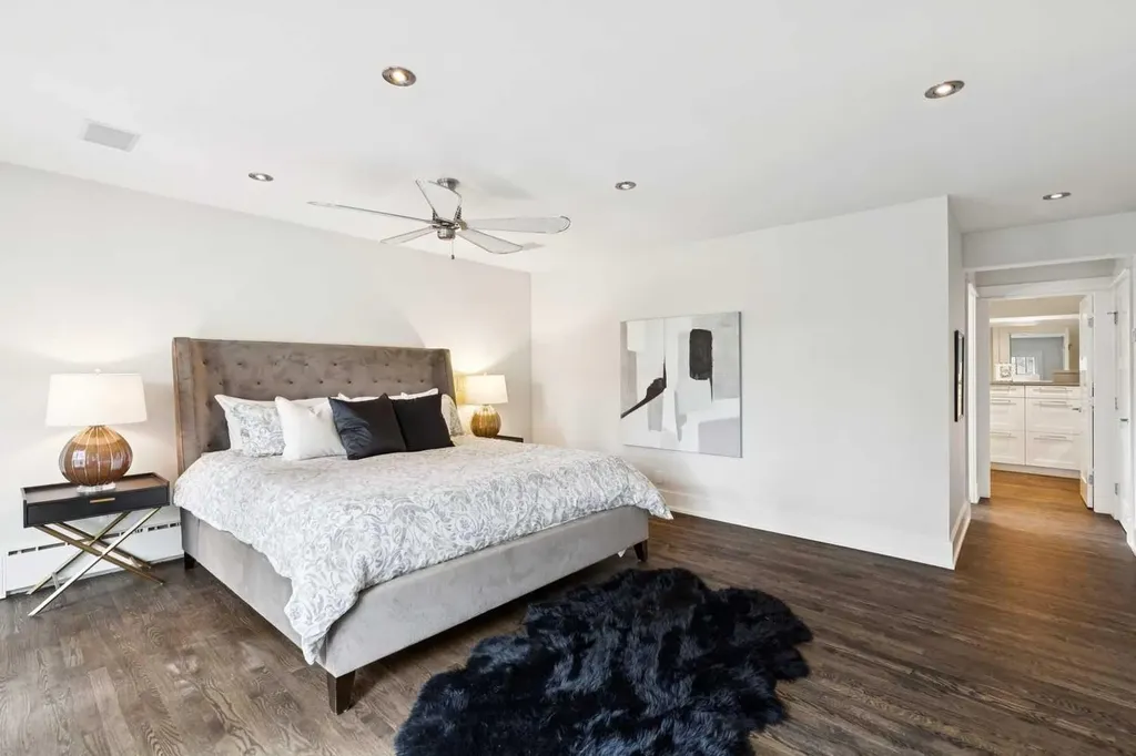 3237 7 Street SW Calgary AB T2T 2X8