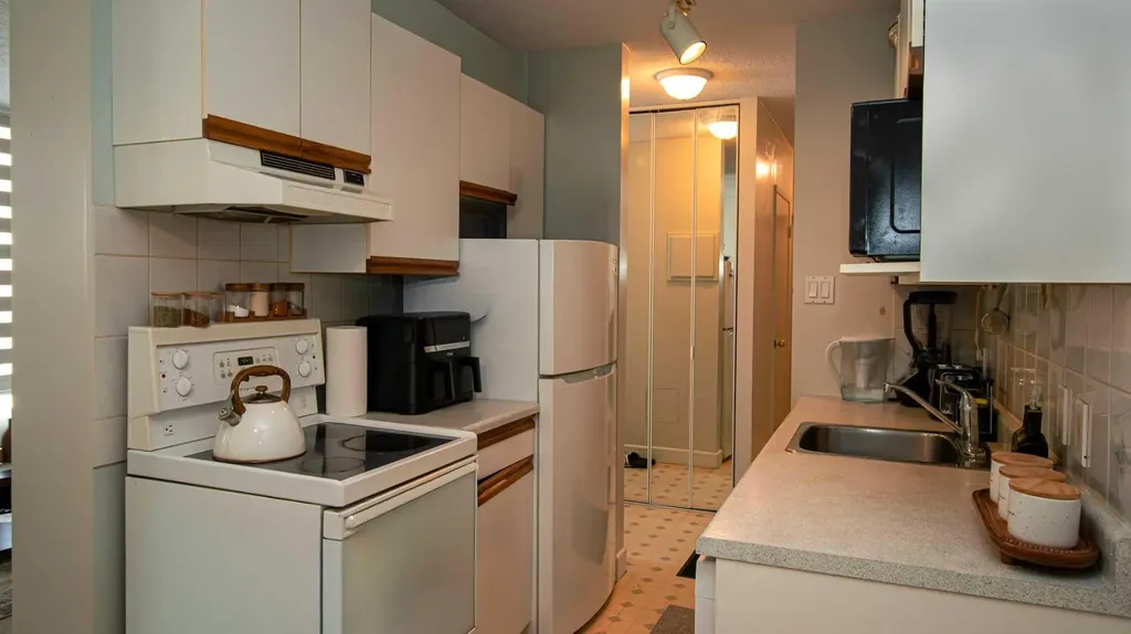 1111 15 Avenue SW Calgary AB T2R 0S5