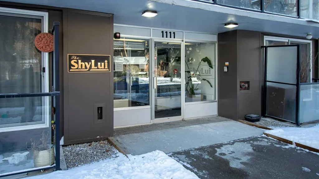 1111 15 Avenue SW Calgary AB T2R 0S5
