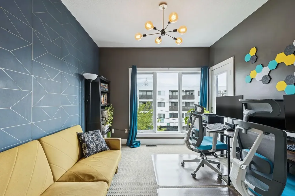 1728 27 Avenue SW Calgary AB T2T 1G8