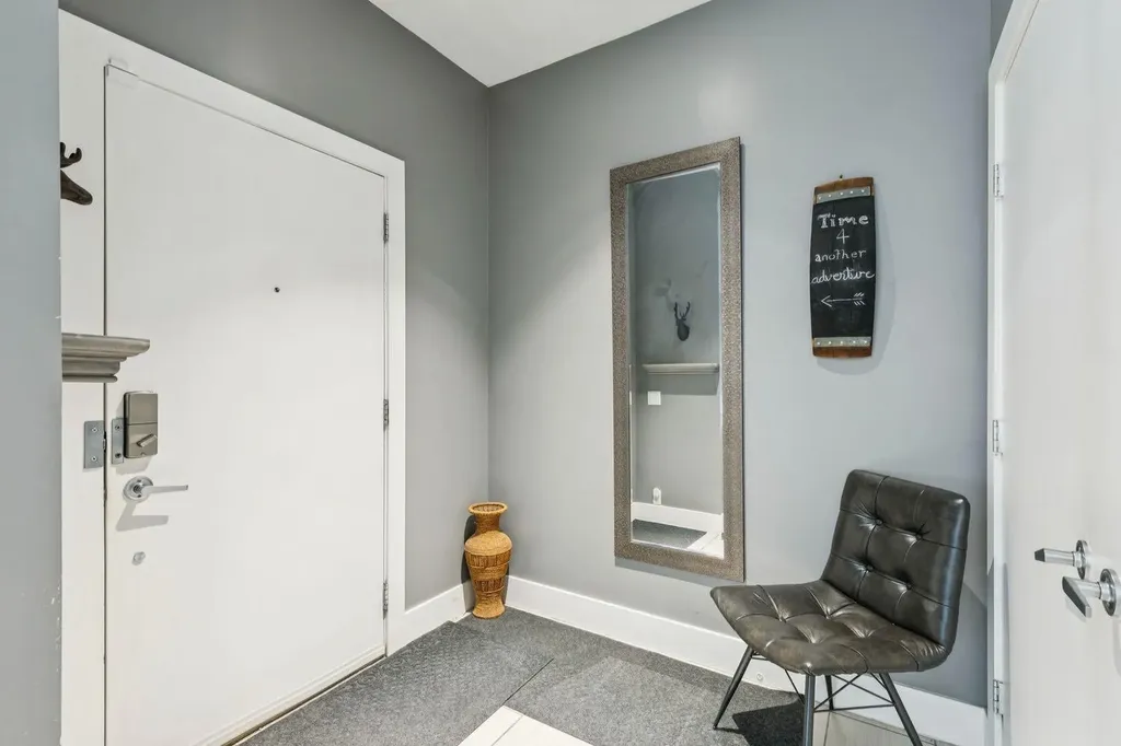 1728 27 Avenue SW Calgary AB T2T 1G8