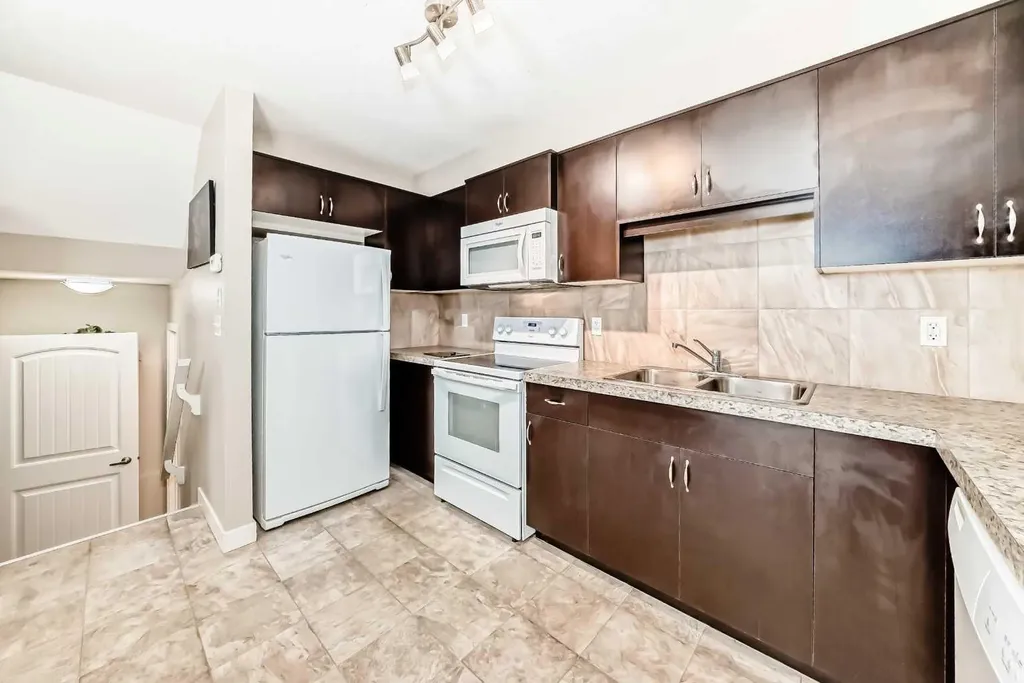 250 Sage Valley Road NW Calgary AB T3R 0R6