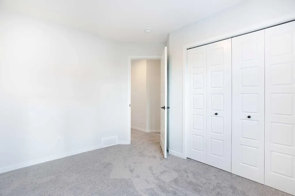49 Creekside Passage SW Calgary AB T2X 5V6