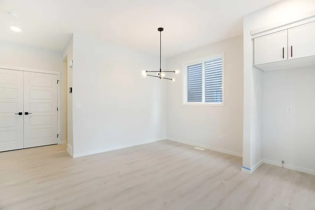 49 Creekside Passage SW Calgary AB T2X 5V6