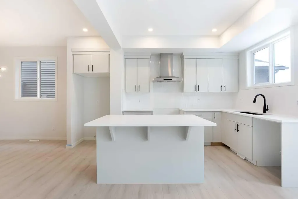 49 Creekside Passage SW Calgary AB T2X 5V6