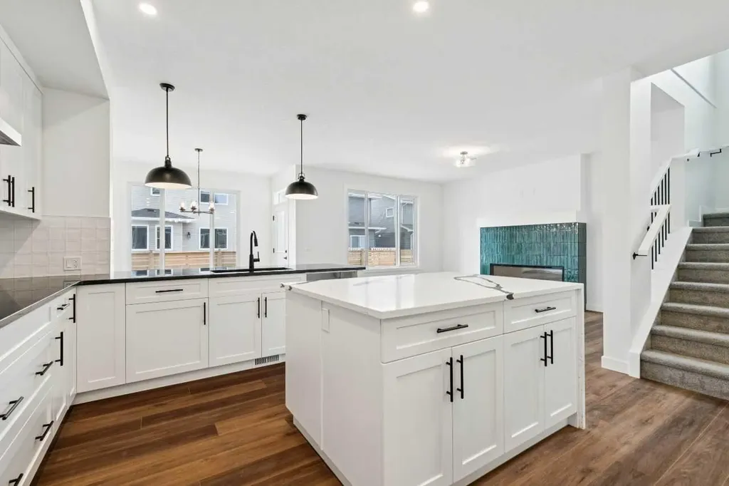 283 Dawson Wharf Rise Chestermere AB T1X 2W2