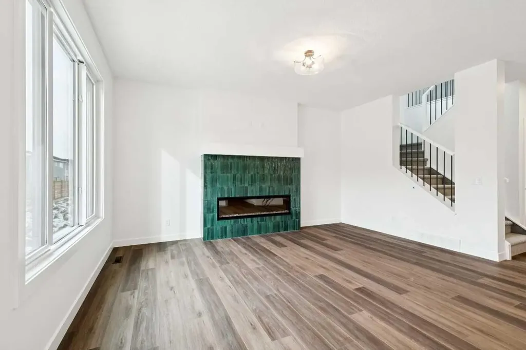 283 Dawson Wharf Rise Chestermere AB T1X 2W2