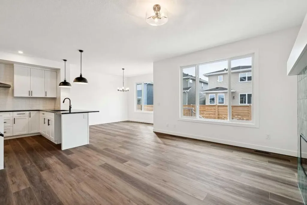 283 Dawson Wharf Rise Chestermere AB T1X 2W2