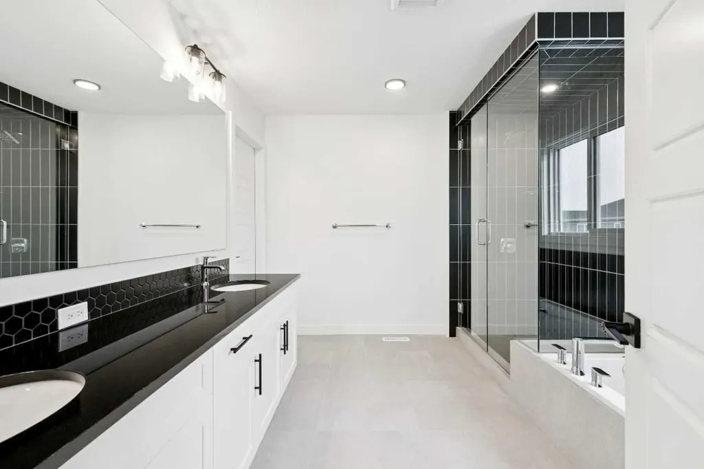 283 Dawson Wharf Rise Chestermere AB T1X 2W2