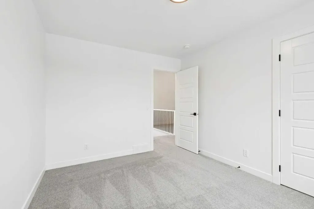 283 Dawson Wharf Rise Chestermere AB T1X 2W2